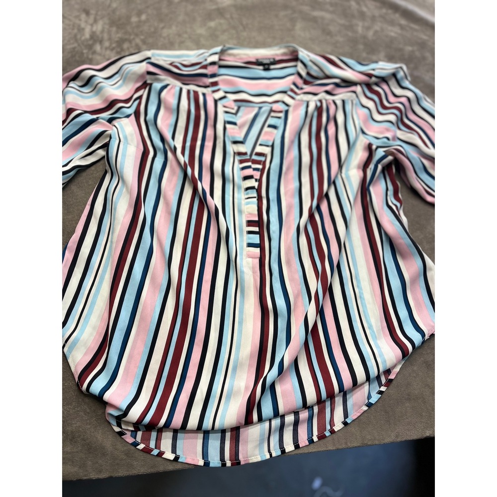 Torrid‎ Harper Blouse Womens 1 Pink Blue Striped Georgette Roll Tab Sleeve Top